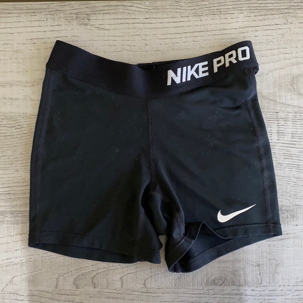 nike pro spandex shorts